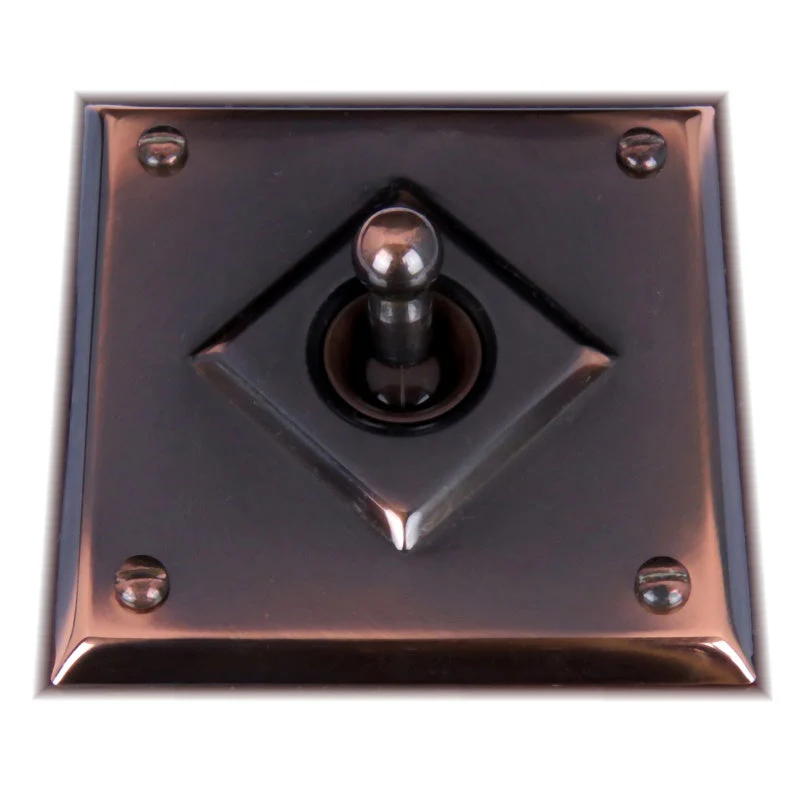 Classic 10 Series Standard 10a Toggle Switch - Image 7