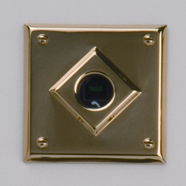 Classic 10 Series Plate With RJ45 CAT6 Data Outlet - Image 5