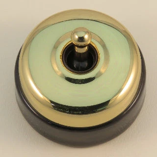 Classic 30 Series 10a Toggle Switch With Smooth Shallow Cover And Porcelain Base - Image 5