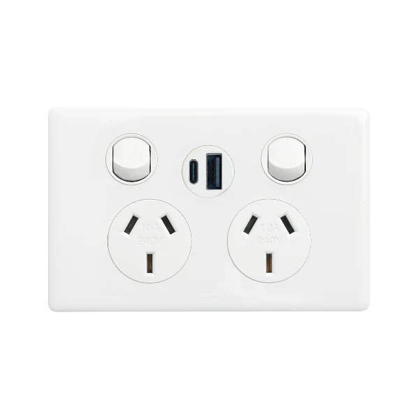 Legrand Excel Life Double Powerpoint With USB A+C 15W Charger