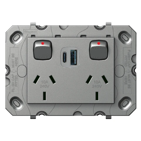 Legrand Arteor Double Powerpoint With USB A+C Charger, Available in 2 Finishes - Image 2